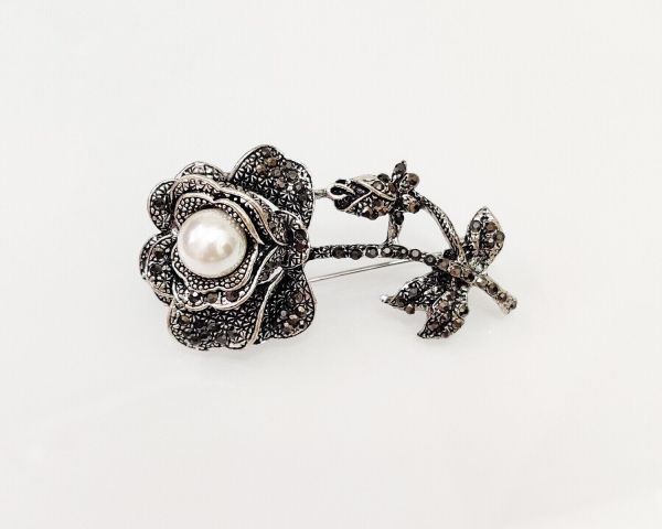 Brooch Flower