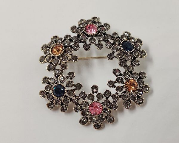 Brooch