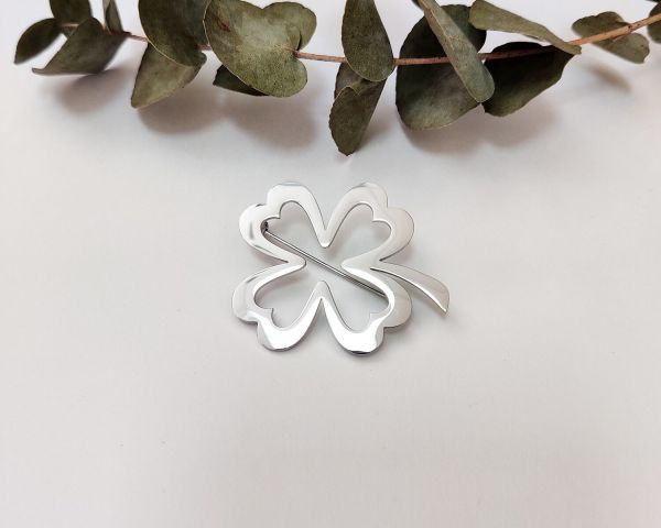 Brooch Clover