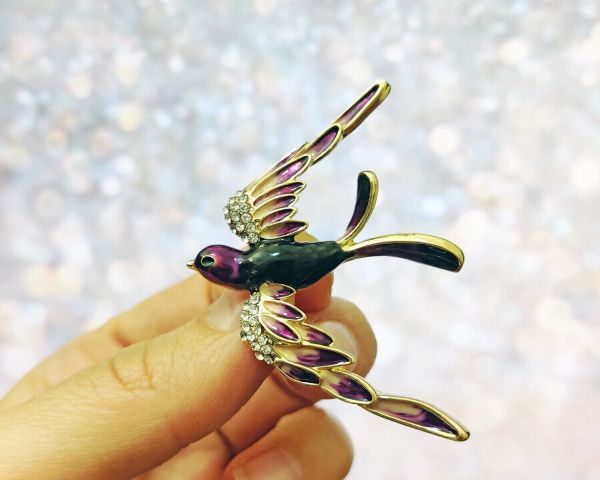 Brooch Swallow