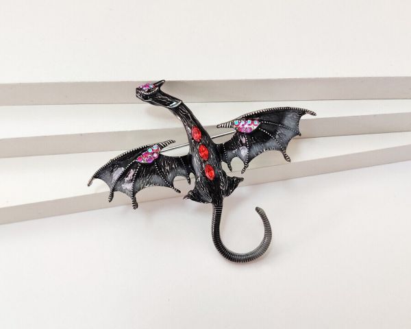 Flying Dragon pendant brooch