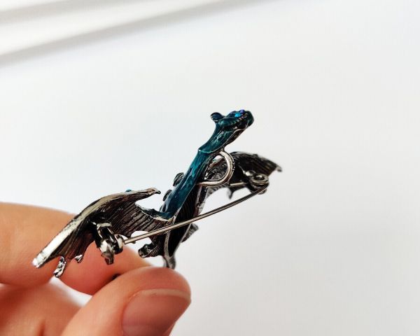 Flying Dragon pendant brooch