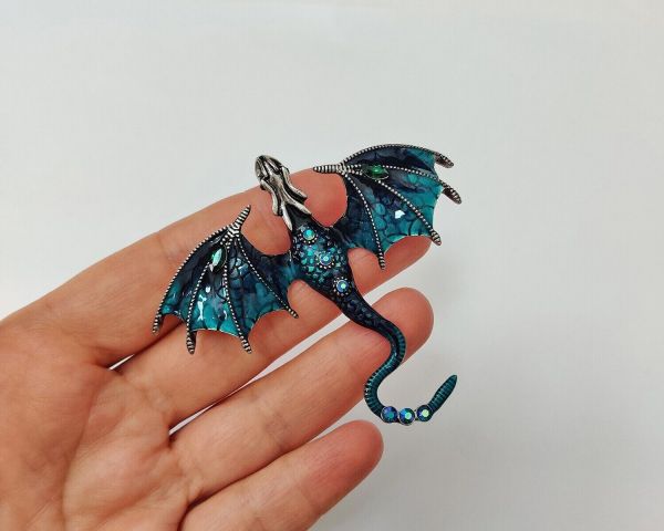 Flying Dragon pendant brooch