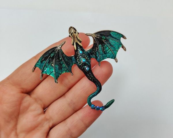 Flying Dragon pendant brooch