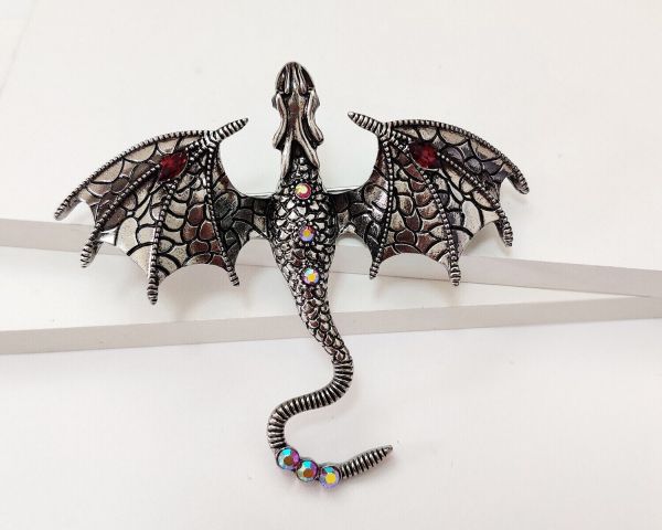 Flying Dragon pendant brooch