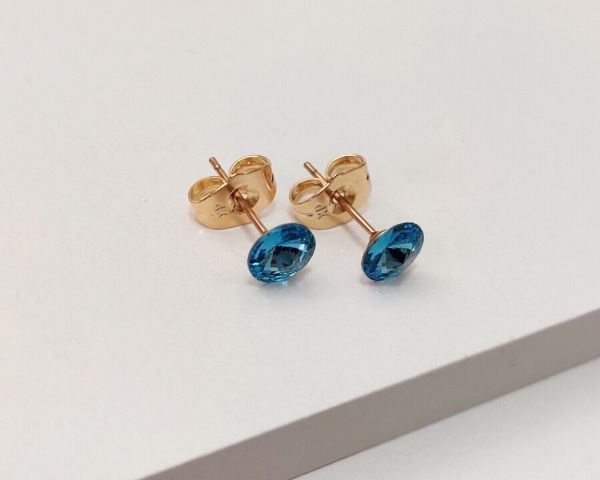 Earrings with Swarovski crystals