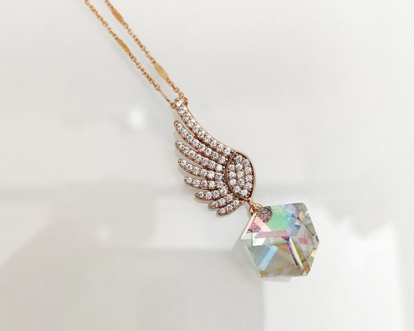 Pendant with Swarovski crystals