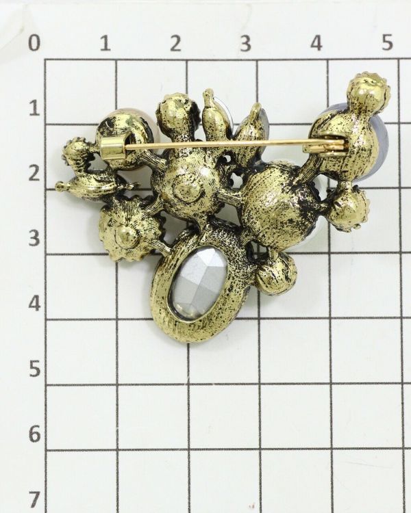 Brooch F558574907170