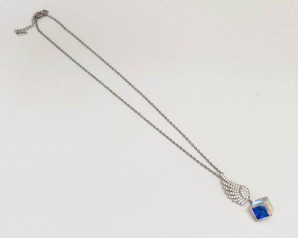 Pendant with Swarovski crystals