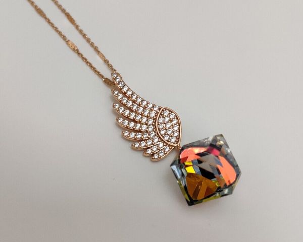 Pendant with Swarovski crystals