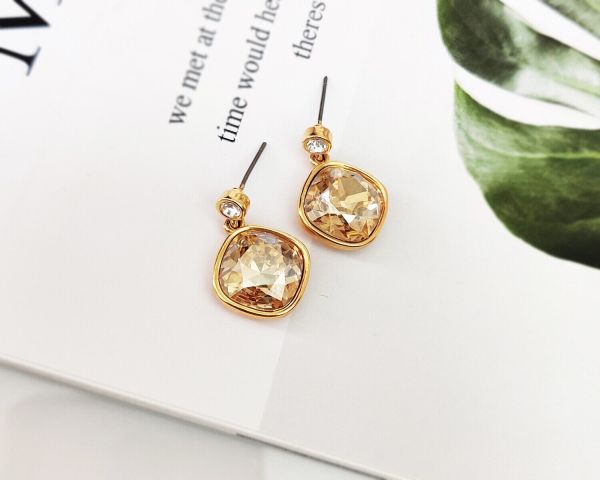 Earrings with Swarovski crystals