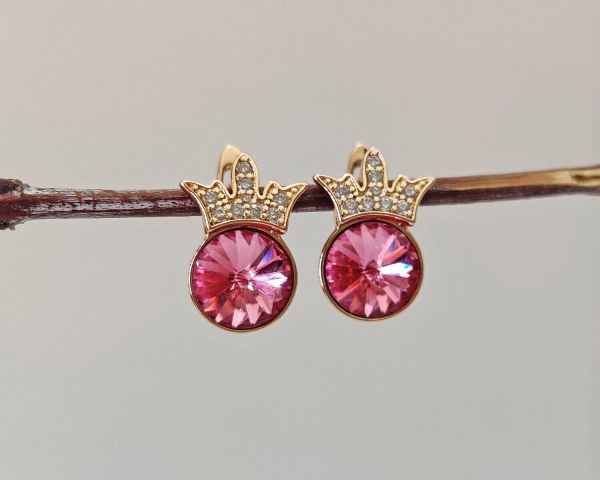 Earrings with Swarovski crystals